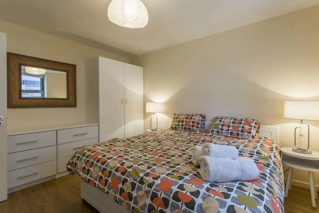 Temple Bar Apartments - Crow Street 24 Dublin