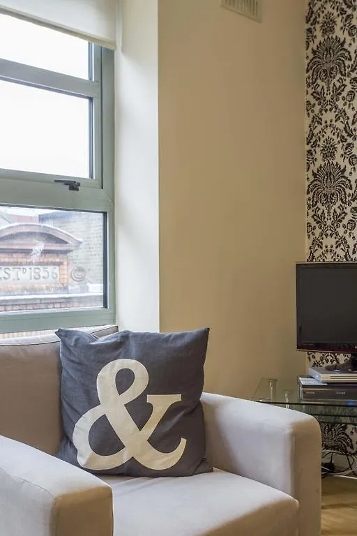 Temple Bar Apartments - Crow Street 24 Dublin