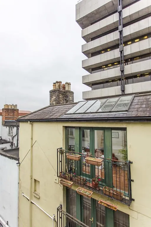 Temple Bar Apartments - Crow Street 24 Dublin Ireland